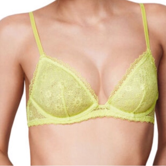 💛VICTORIA’S SECRET BRALETTE LACE BRA - Picture 2 of 15